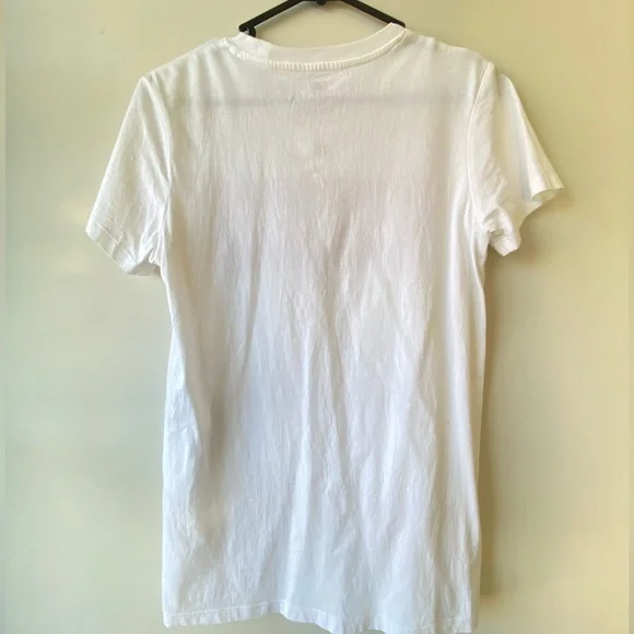 Levi’s tee top in small - good condition - Picture 3 of 6